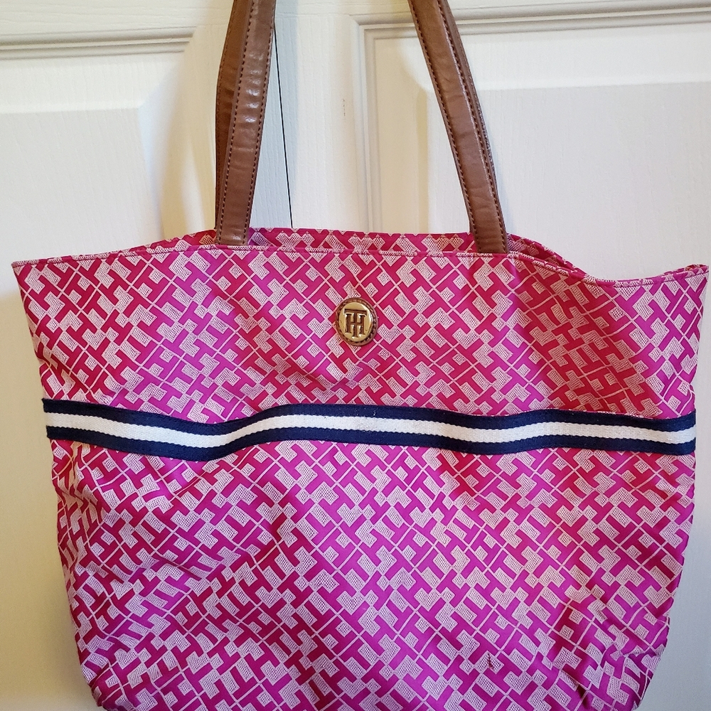 Tommy Hilfiger pink purse